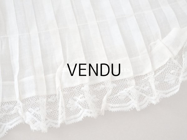 画像4: 1900年代 アンティーク 幅広 ドレスの裾  プリーツ入り レース付き 幅18cm　 エクリュ (4)
