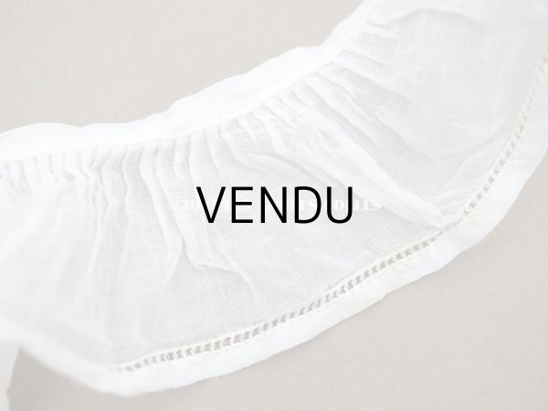 画像3: アンティーク コットンオーガンジーのフリルレース オフホワイト ドット＆ギャザー  64cm　5.4cm幅 (3)