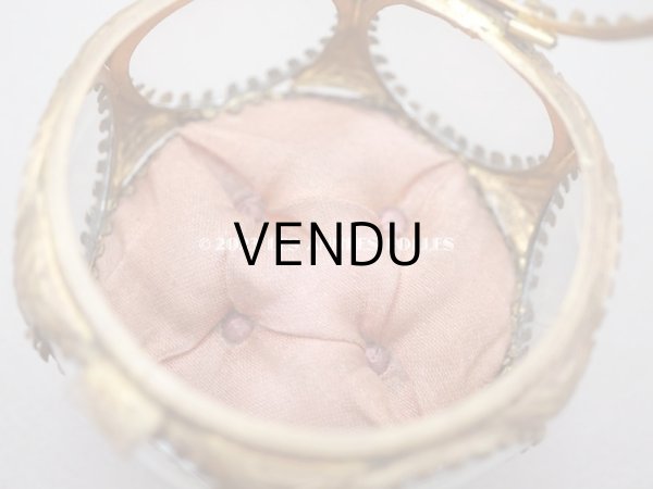 画像10: 19世紀末 アンティーク ジュエリーボックス 　スモーキーなピーチピンク シルク製クッション　 (10)