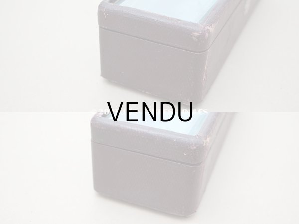 画像8: アンティーク 本革製 ジュエリーケース スモーキーブルーのシルク製クッション (8)