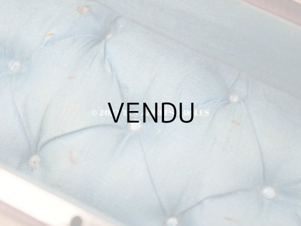 画像11: アンティーク 本革製 ジュエリーケース スモーキーブルーのシルク製クッション (11)