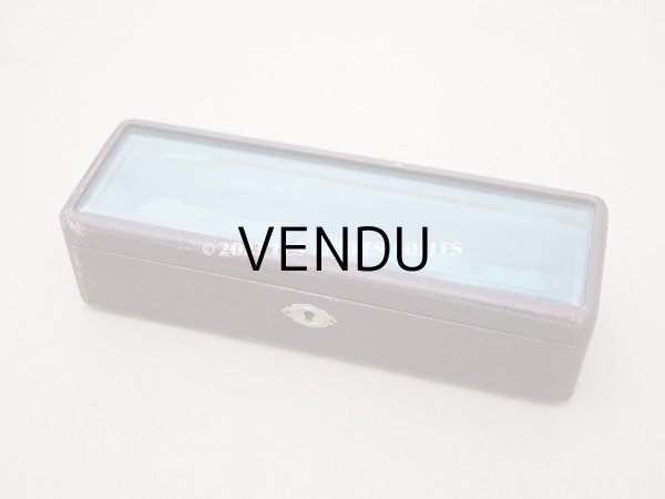 画像4: アンティーク 本革製 ジュエリーケース スモーキーブルーのシルク製クッション (4)