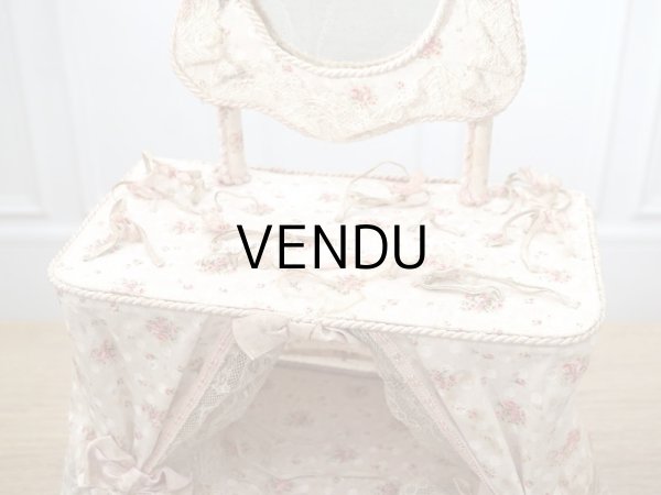 画像3: 【セール対象外】1900年代 カルトナージュラック コワフーズ 鏡台 ピンクの薔薇模様 子供用の玩具  (3)