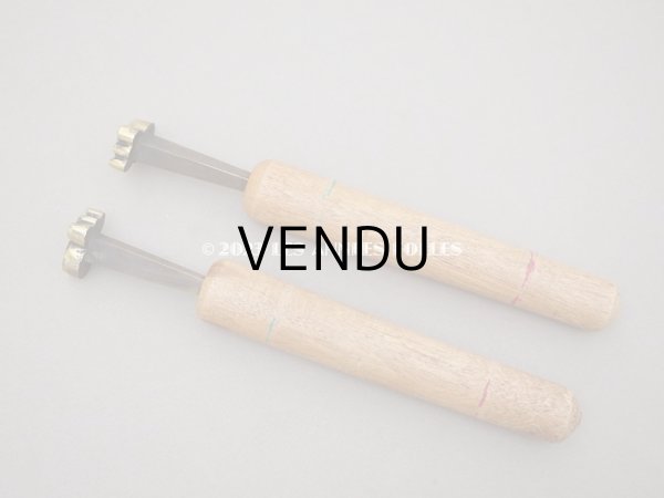 画像4: 19世紀末 アンティーク　箔押し用のこて 2点セット ロカイユ装飾 (4)