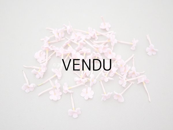 画像2: アンティーク 布花材料  ベルベットの花びらのセット 51ピースのセット ピンク　17mm (2)