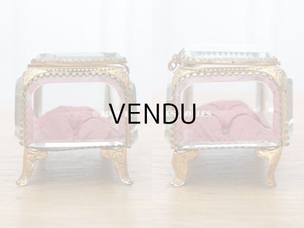 画像6: 19世紀 アンティーク 大きなジュエリーボックス ボルドーのシルク製クッション (6)