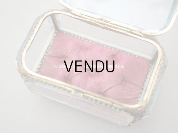 画像8: 19世紀 アンティーク 大きなジュエリーボックス ボルドーのシルク製クッション (8)