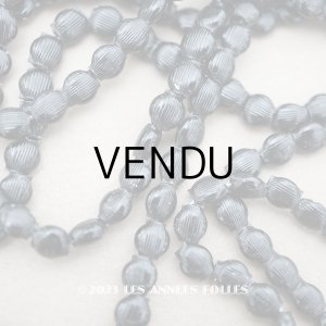 画像: アンティーク スフレビーズ ライン入り 黒 4.5×5.5mm 吹きガラス製ビーズ 約550〜600ピースのセット