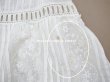 画像16: アンティーク 洗礼式のベビードレス 小花模様の手刺繍＆手縫い (16)