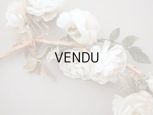 画像11: アンティーク 白薔薇の大きな花冠 オフホワイト 布花のティアラ (11)