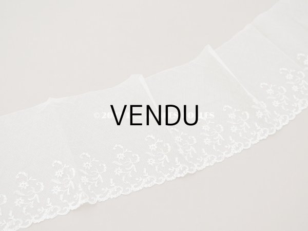 画像4: アンティーク 花の刺繍入り 幅広レース エクリュ　1.4m 幅14.4cm (4)