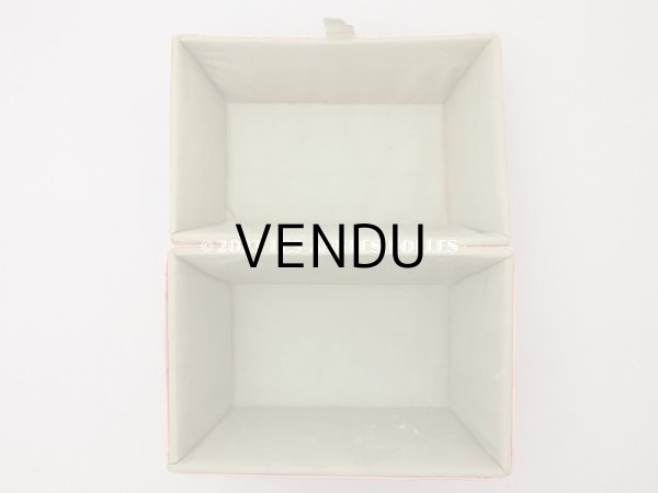 画像19: 19世紀初頭 アンティーク シルク製ボックス　王冠紋章＆鈴蘭とリボンのガーランドの刺繍入り (19)