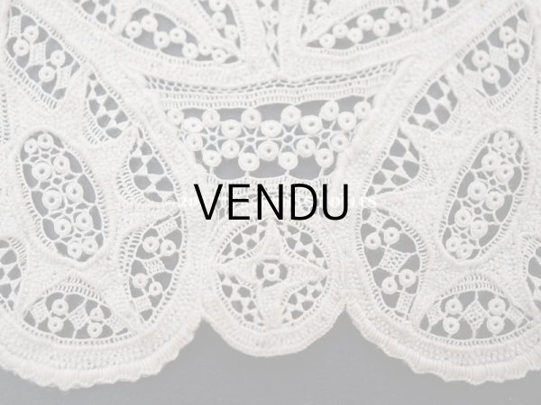 画像11: 18世紀 アンティーク ニードルレース＆ホワイトワーク 結婚式のハンカチ　ガリエラ美術館 (11)