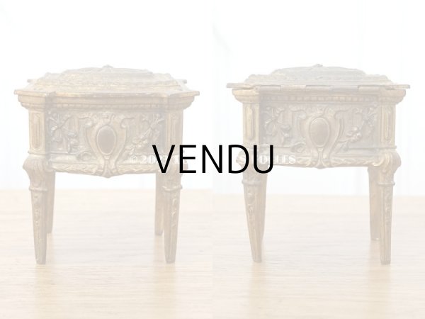 画像4: アンティーク 薔薇＆リボンのガーランドのジュエリーケース ルイ16世スタイル パウダーブルーのシルク製クッション　 (4)