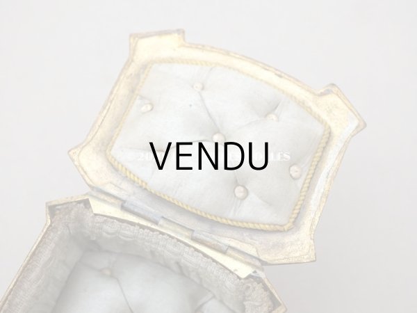 画像9: アンティーク 薔薇＆リボンのガーランドのジュエリーケース ルイ16世スタイル パウダーブルーのシルク製クッション　 (9)
