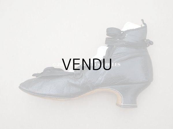 画像5: 19世紀末 アンティーク　大きなリボン付き　 小さなレザーシューズ　シルクサテンリボンのレースアップ (5)