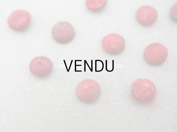 画像2: アンティーク ドール用 シルク製 くるみボタン 極小 5mm 赤＆ボルドー 13ピースのセット (2)