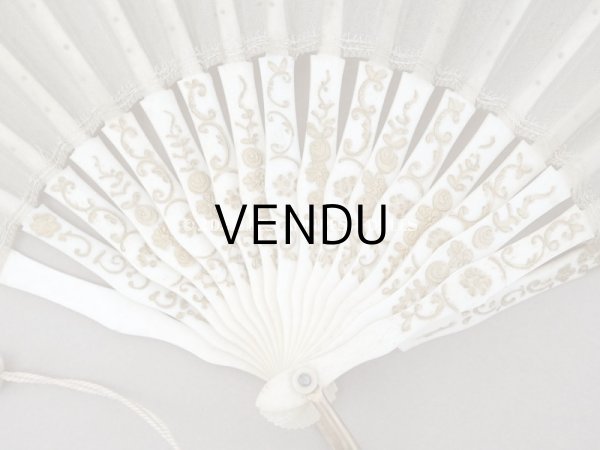 画像4: 19世紀 アンティーク リボン刺繍のファン リボン＆花のガーランド柄 シルク製オリジナルバッグ入り (4)