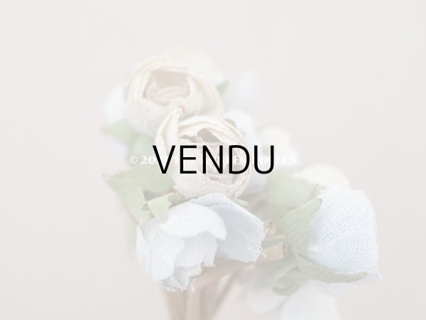 画像5: アンティーク 淡いブルー＆ホワイトの薔薇の布花 (5)