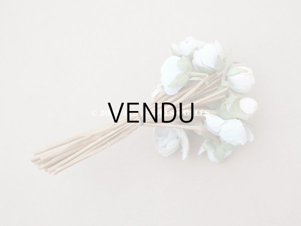 画像6: アンティーク 淡いブルー＆ホワイトの薔薇の布花 (6)