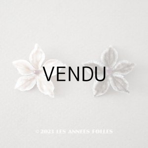 画像: アンティーク 布花材料  ベルベットの花びら 2ピースのセット ブラウン