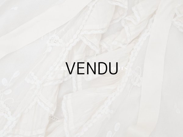 画像10: 1900年頃 アンティーク ベビー用ケープ シルクのプリーツ＆プリンセスレース (10)