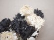 画像4: アンティーク 白詰草の布花　黒＆オフホワイトのモノトーン (4)