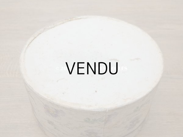 画像8: アンティーク  カルトナージュのハットボックス　芥子の花＆ミモザ　35.2×31.6×20cm (8)