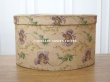 画像6: アンティーク  カルトナージュのハットボックス　芥子の花＆ミモザ　35.2×31.6×20cm (6)