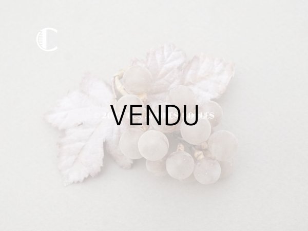 画像8: 1900年頃 アンティーク 吹きガラス製　小さな葡萄のコサージュ ドールハット用 (8)