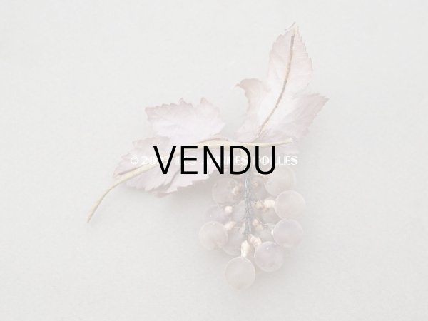 画像4: 1900年頃 アンティーク 吹きガラス製　小さな葡萄のコサージュ ドールハット用 (4)