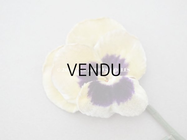 画像2: アンティーク  パンジーの布花 ベルベット レモン色 (2)