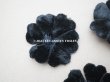 画像3: アンティーク 布花材料  ベルベットの花びらのセット 黒　14ピースのセット  (3)