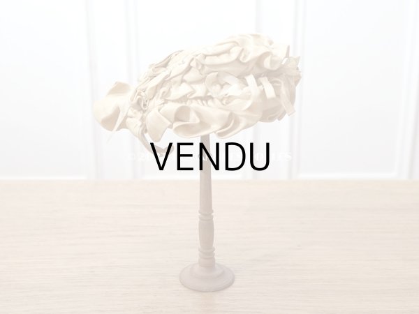 画像3: 19世紀末 アンティーク 小さなドールハット　エクリュのシルクサテン (3)