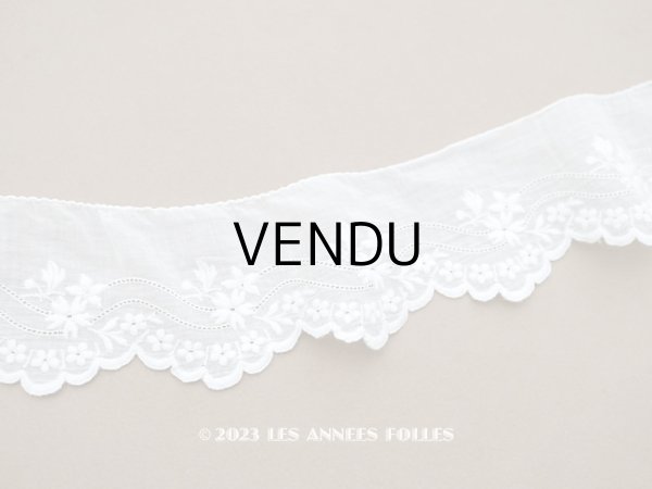 画像1: アンティーク 花模様のホワイトワークのレース 手刺繍 159cm 幅6.1cm (1)