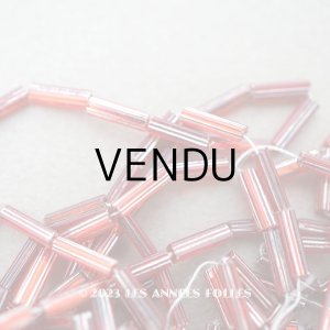 画像: アンティーク ガラスビーズ メタリックレッド＆シルバー 1.5×6.5mm 44g