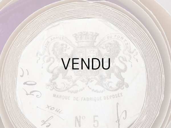 画像3: 新品同様 19世紀末 アンティーク ジャガード織　シルク製リボン　3.1m　2.6cm幅  (3)