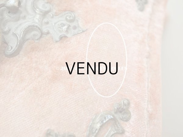 画像13: 19世紀末 アンティーク 　ジュエリーボックス 裁縫箱　スモーキーなサーモンピンク ベルベット＆シルククッション (13)