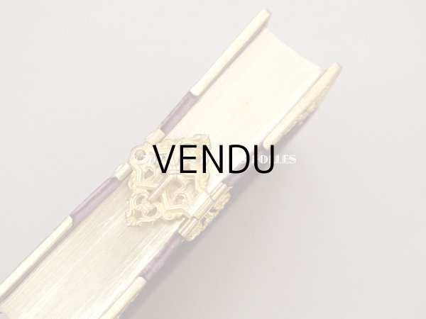 画像8: 新品同様 1837年 アンティーク ミサ典書 紫のベルベット 王冠紋章&イニシャル付き (8)