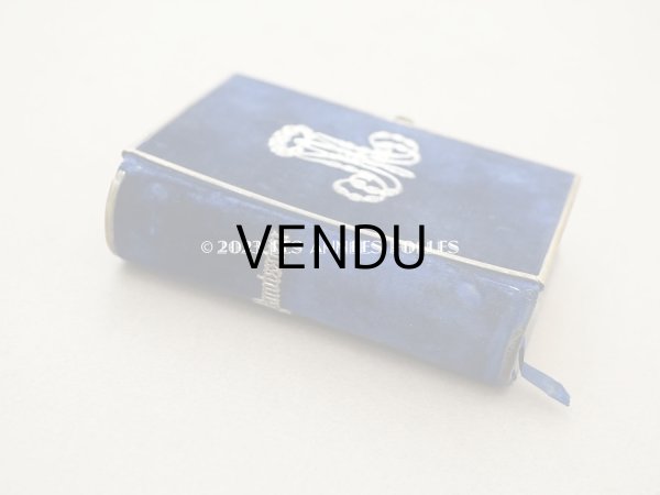 画像4: 1874年 アンティーク ミサ典書 ダークブルーのベルベット (4)