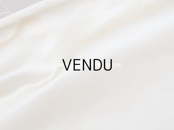 画像2: アンティーク ファブリック アイボリー色のシルクサテン 47×130cm (2)