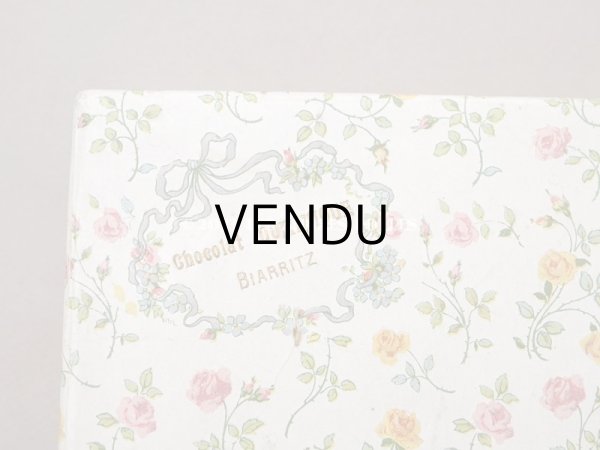 画像4: 【13周年セール対象外】アンティーク ピンクの薔薇模様のお菓子箱 チョコレートボックス CHOCOLAT DOMINIQUE BIARITZ (4)