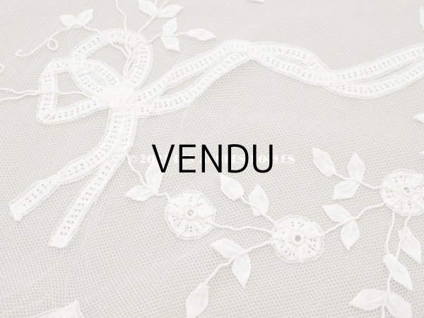 画像10: 【13周年セール対象外】未使用 アンティーク レースカーテン リボンのガーランド　アイボリー 横135cm×縦156cm (10)