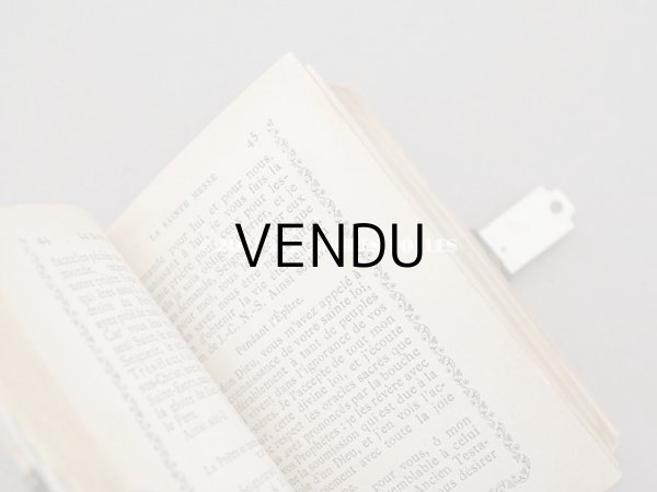 画像9: 1897年 アンティーク 薔薇のリース  ミサ典書 セルロイド製 (9)