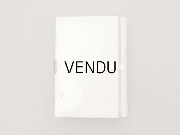 画像3: 1897年 アンティーク 薔薇のリース  ミサ典書 セルロイド製 (3)