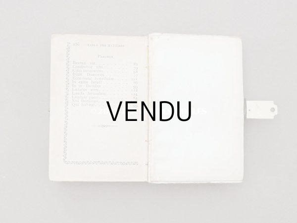 画像7: 1897年 アンティーク 薔薇のリース  ミサ典書 セルロイド製 (7)