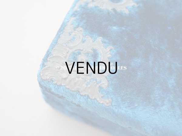 画像10: アンティーク ベルベットのグローブボックス ジュエリーケース スモーキーブルー　シルク製クッション (10)