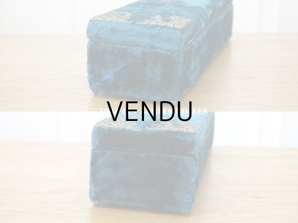 画像5: アンティーク ベルベットのグローブボックス ジュエリーケース スモーキーブルー　シルク製クッション (5)