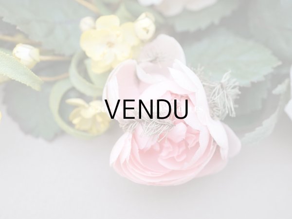 画像9: 19世紀 新品同様 アンティーク 薔薇＆ライラック＆勿忘草＆白詰草の布花　グローブ・ド・マリエのブーケ  (9)