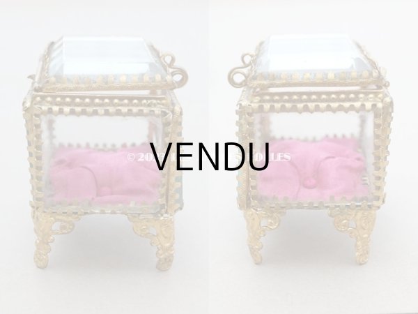 画像5: 19世紀 アンティーク ジュエリーボックス ラズベリーピンクのシルク製クッション (5)